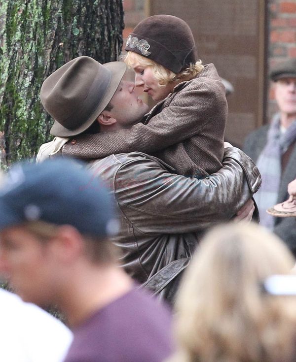 Ben & Sienna kissing