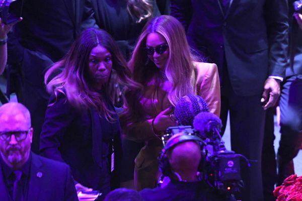 Beyoncé: no photos at Kobe and Gianna tribute