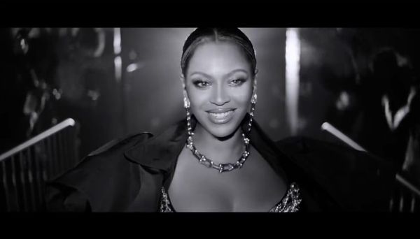 Celebrity Social Media, October 3, 2022