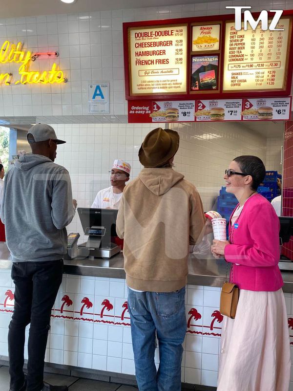 Brad goes for burgers, Angelina is not a hoarder