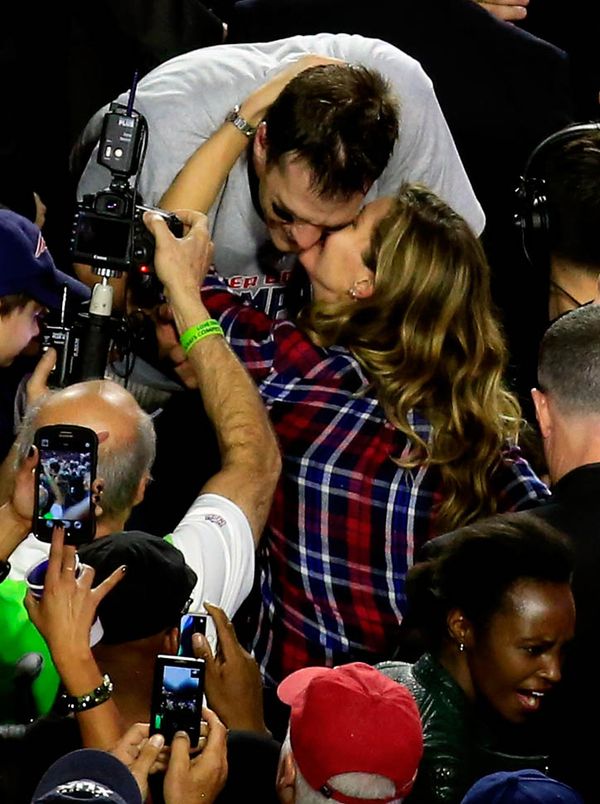 Gisele gets her ring