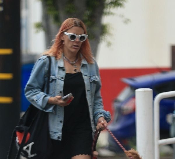 As Seen On Social Media: Busy Philipps’s broken heart shirt and Solange’s summer sandals