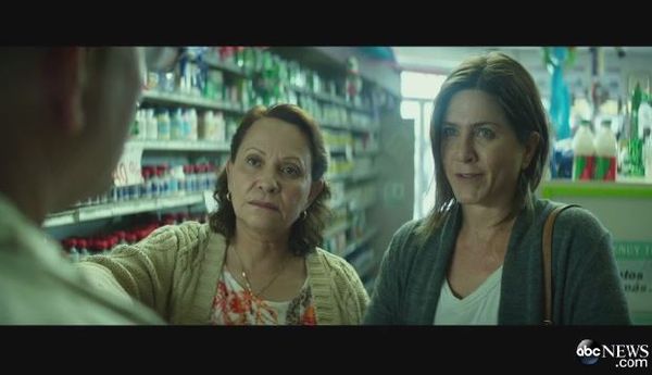 Jennifer Aniston tries to build Oscar momentum with Cake trailer