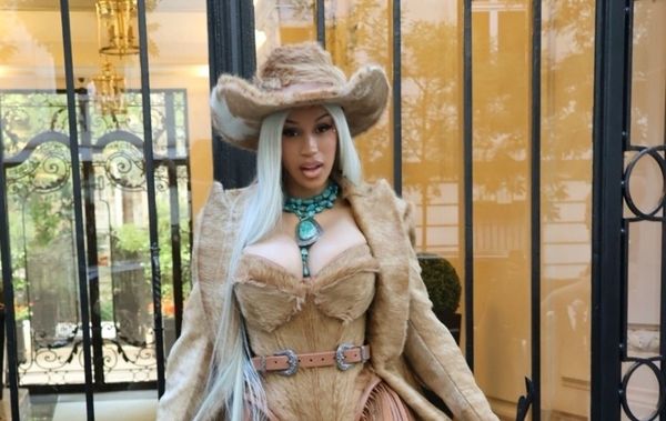 MC’s MUSIC LOUNGE: Cardi’s “Outside”