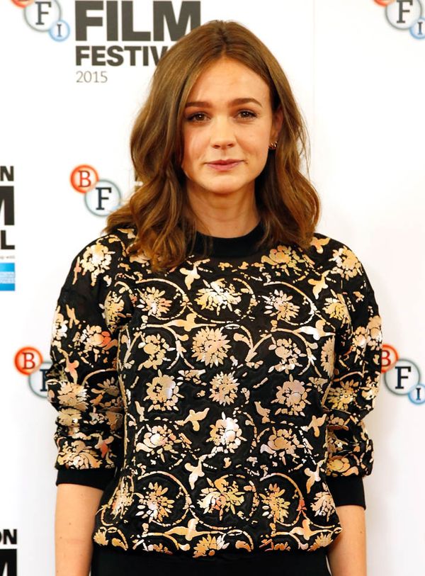 “Sweatshirts are f-cking important” on Carey Mulligan