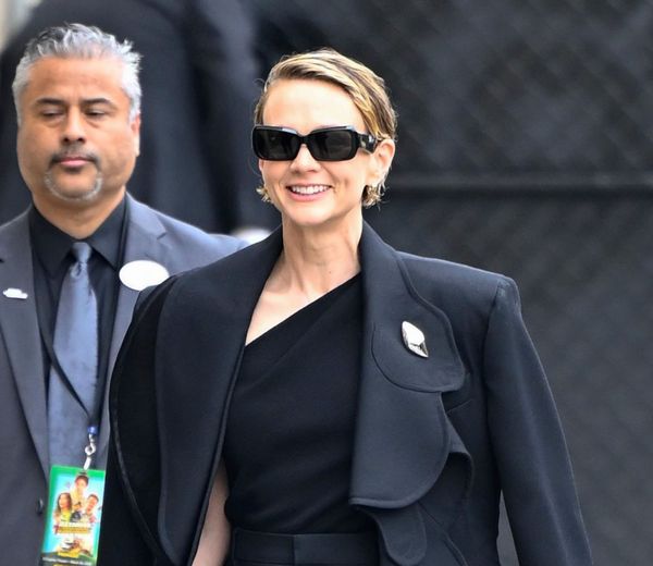 Carey Mulligan took the jacket off