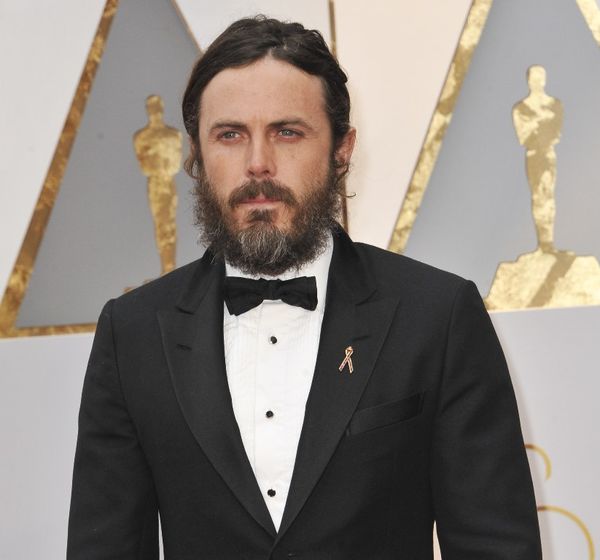 Casey Affleck won’t present at the Oscars
