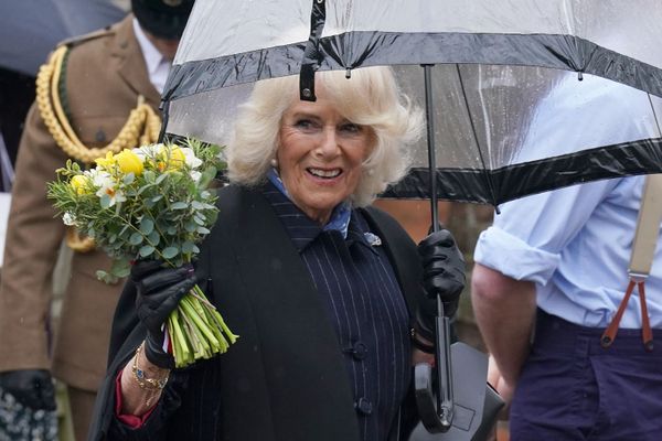 A Side Chick Coronation