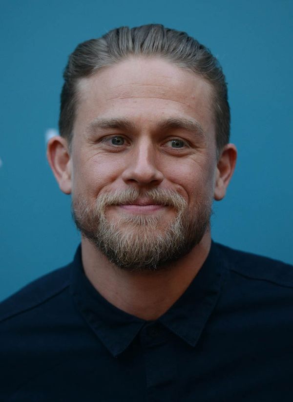 Charlie Hunnam on red carpet