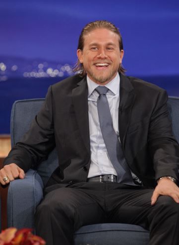 Charlie Hunnam namechecks his girlfriend