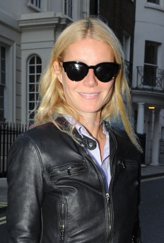 Gwyneth & Chris go out in London