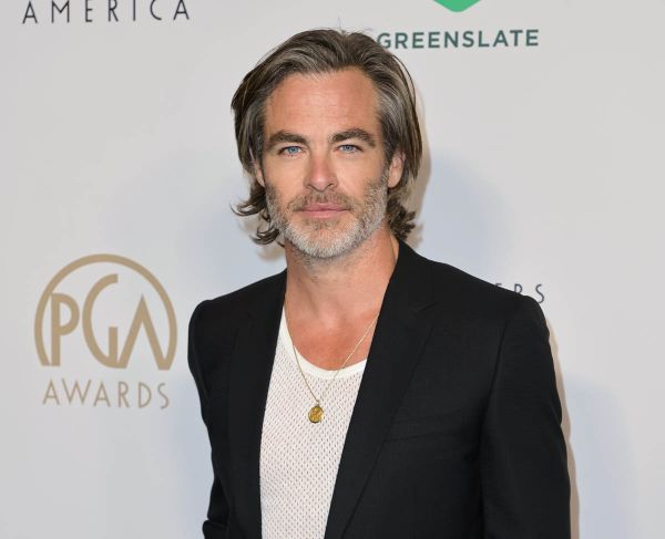 Chris Pine: A Trim and Mesh