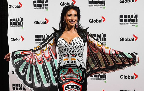 Celebrity Social Media, September 30, 2022