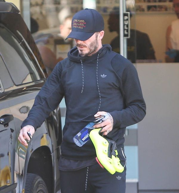 Beckhams spinning, not divorcing