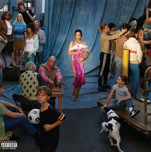 MC’s MUSIC LOUNGE: Demi to The Stage