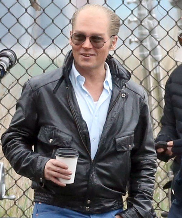 Johnny Depp to rub scarves all over Houdini