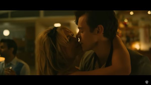 Don’t Worry Darling looks like Hitchcock in Palm Springs