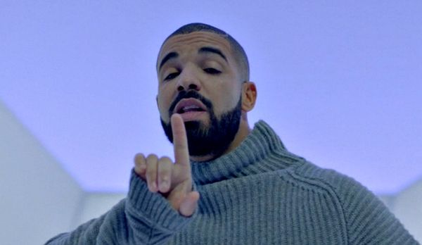 Best of 2015: Drake’s Hotline Bling