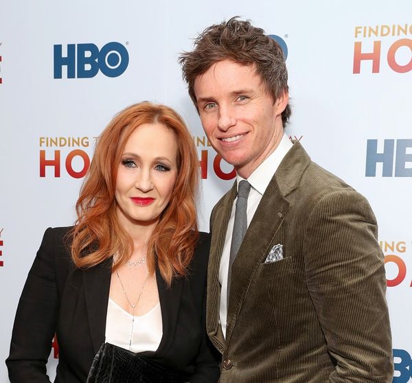 Eddie Redmayne sticks his foot in