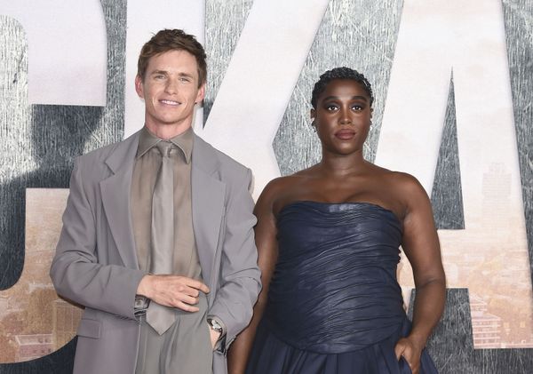Eddie and Lashana: Award the Jackal!