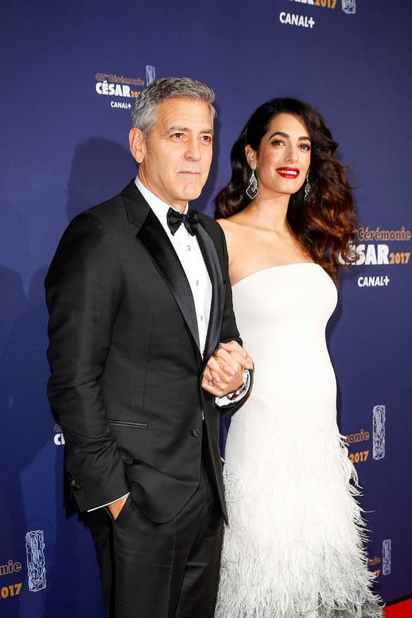 Amal & George’s first pregnant red carpet