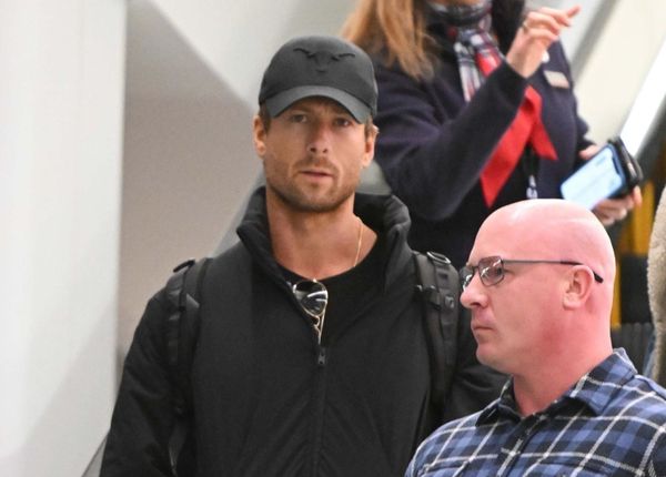 Sydney’s official and Glen’s mom