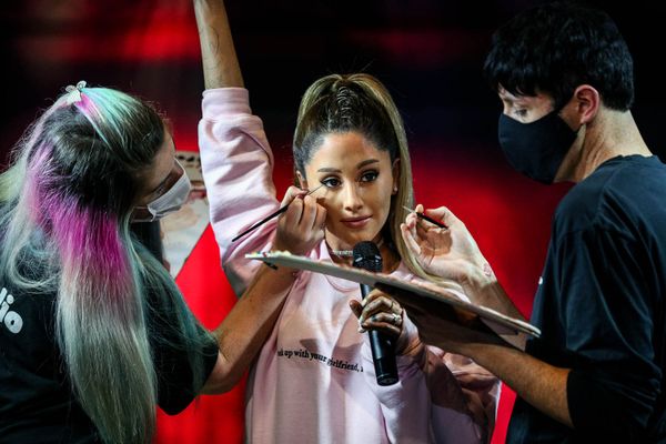 Celebrity Social Media, July 29, 2022