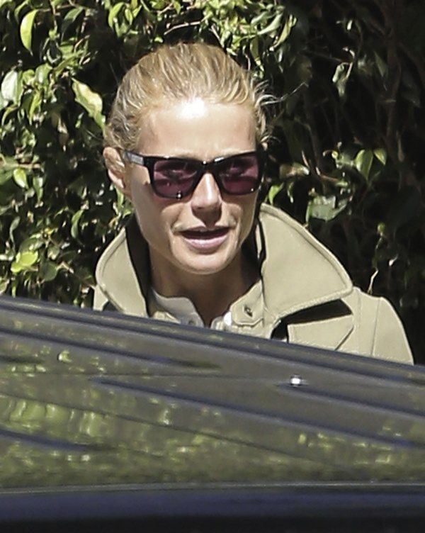 Gwyneth & Charlize: Rats & Rabbits