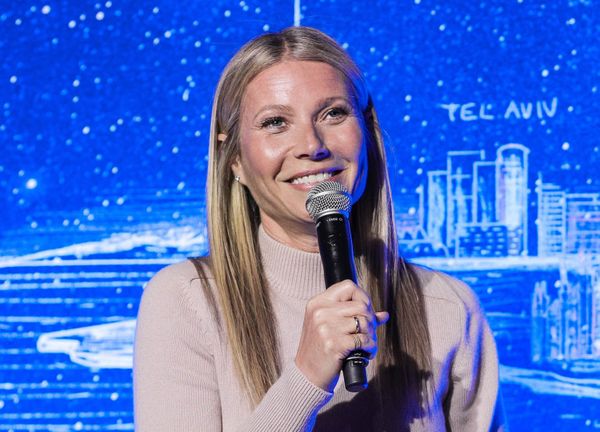 Celebrity Social Media, December 21, 2021