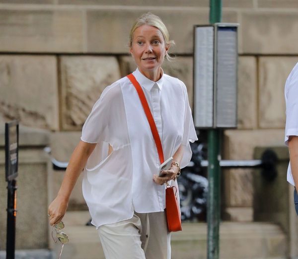 Gwyneth takes a shower