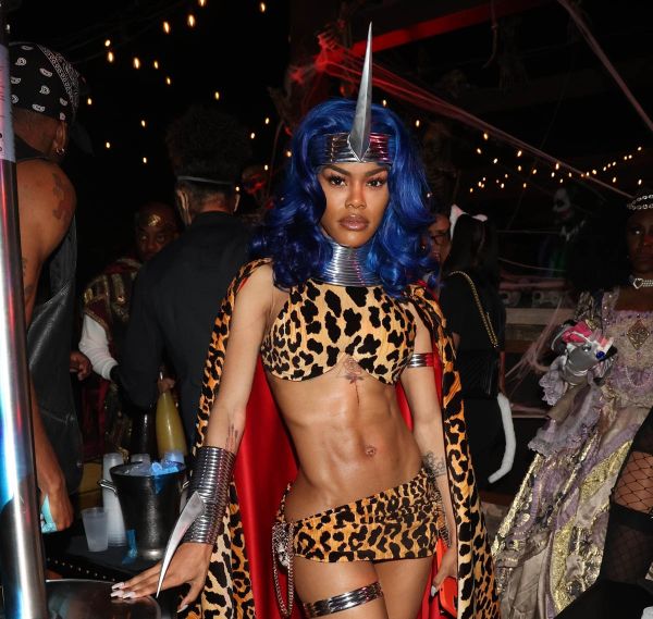 Celebrity Halloween Awards 2021