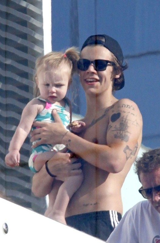 Shirtless Harry totally did it with Kimberly Stewart