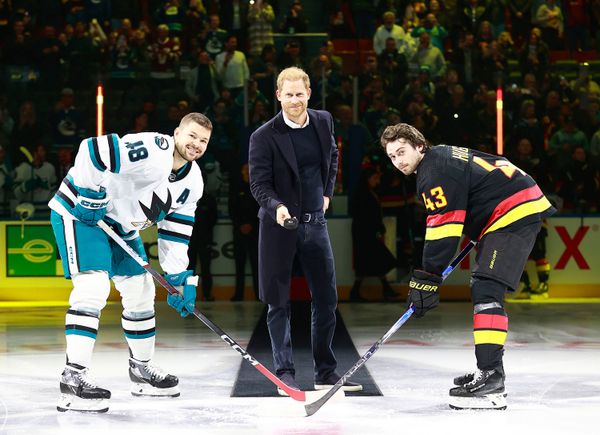 Harry and Meghan do that hockey