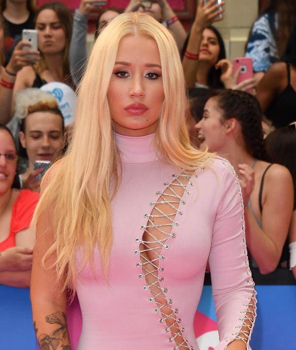 Smutty Social Media, June 19, 2017