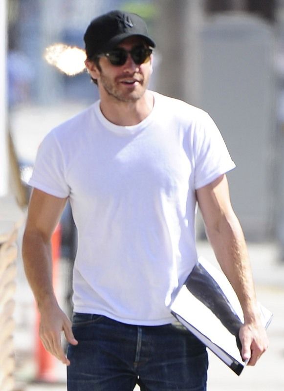 Jakey’s women on Twitter