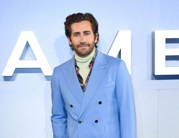 Jake Gyllenhaal wears TWO shirts in London