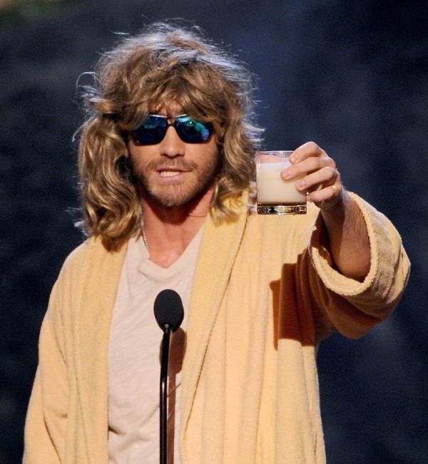 The Dude and the pinky ring