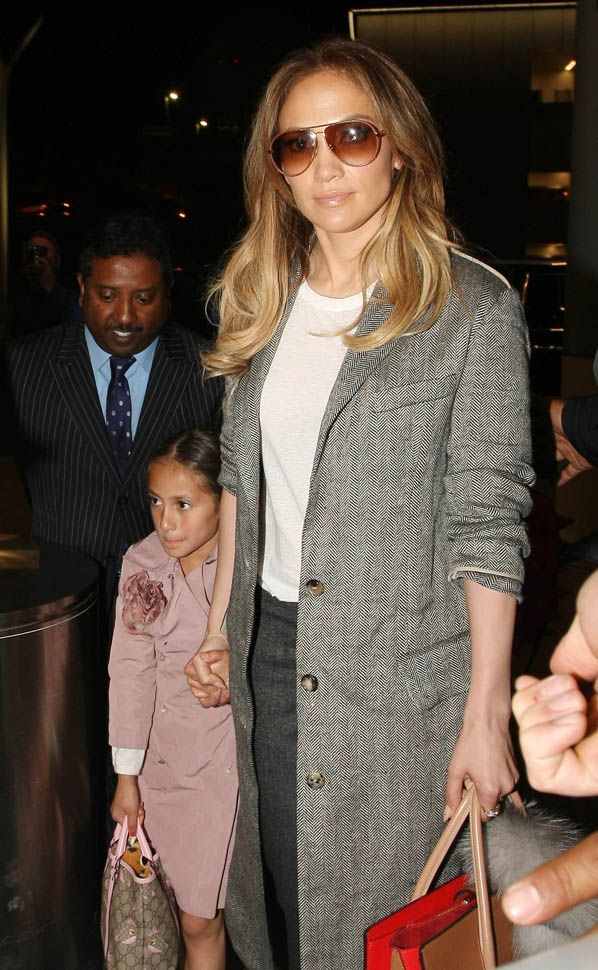 JLO’s airport kiss