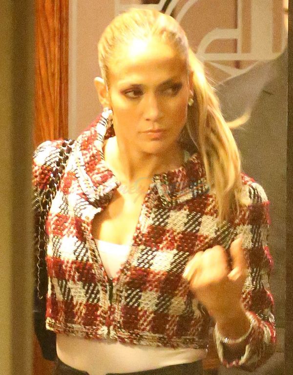 ARod would “wife up” JLO