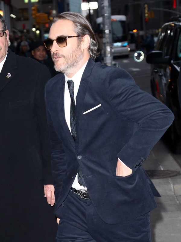 Joaquin Phoenix is NOT ENGAGED