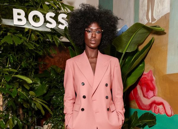 Jodie Turner-Smith: Single mom in a pink suit