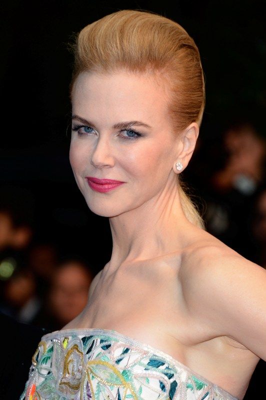 Granny delivers in Cannes, but not Julianne