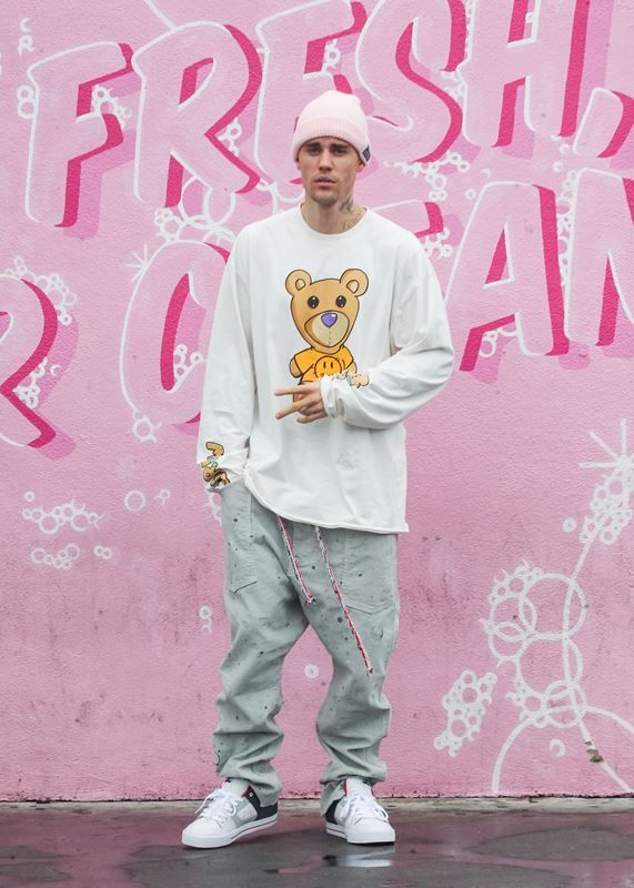 Celebrity Social Media, April 3, 2020