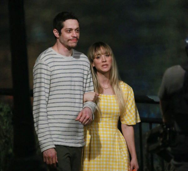 Celebrity Social Media, November 10, 2021