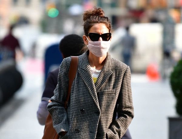 Katie & Emilio: Texts All Day