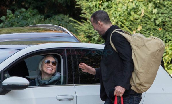 Keanu gets a haircut