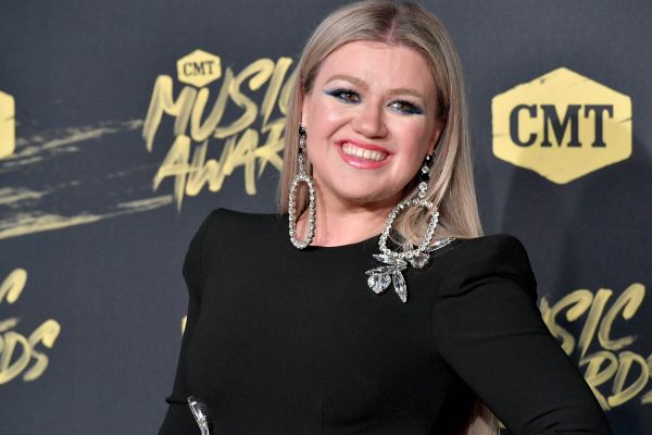 Kelly Clarkson’s ‘thing’