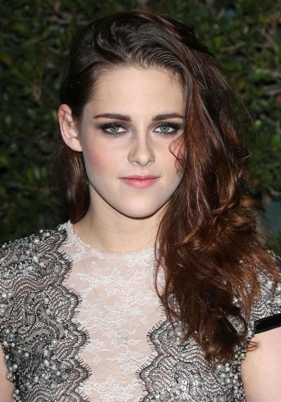 Kristen Stewart goes back to work