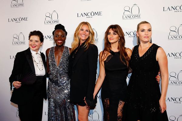 Julia, Isabella, Lupita, Cruz, and Kate