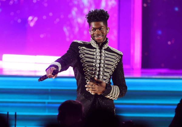 Celebrity Social Media, June 2, 2022